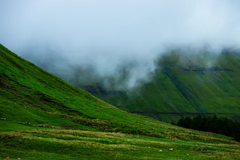 Dark Mountains 4K Wallpaper · dark · 3840×2560