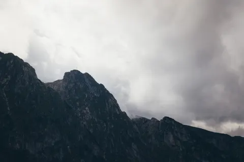 Dark Mountains 4K Wallpaper · dark · 3840×2560