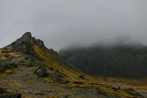 Dark Mountains 4K Wallpaper · dark · 3840×2560
