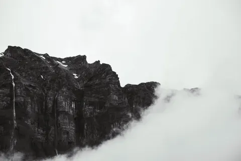Dark Mountains 4K Wallpaper · dark · 3840×2560