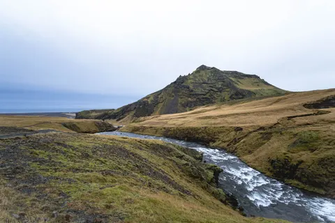 Iceland Falls 4K Wallpaper · waterfall · 3840×2560