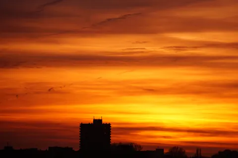 Golden Sunset 4K Wallpaper · sunset · 3840×2560