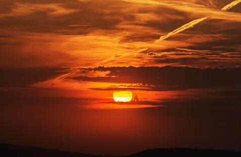 Golden Sunset 4K Wallpaper · sunset · 3840×2513