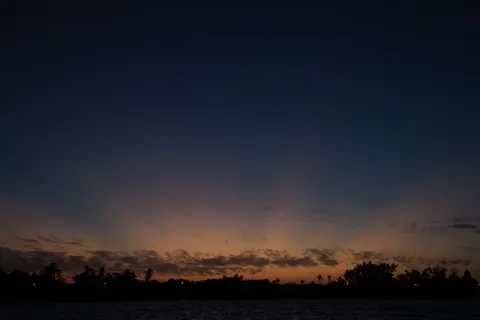 Sunset Silhouette 4K Wallpaper · sunset · 3840×2561