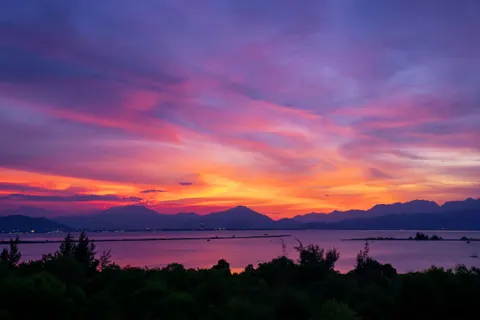 Pink Sunset 4K Wallpaper · sunset · 3840×2560
