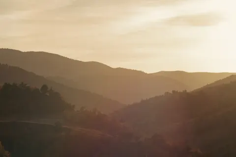Sunset Mountains 4K Wallpaper · sunset · 3840×2560