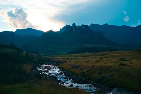 Sunset Mountains 4K Wallpaper · sunset · 3840×2563