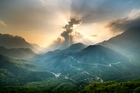 Sunset Mountains 4K Wallpaper · sunset · 3840×2561