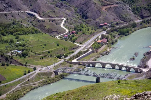 Aerial River 4K Wallpaper · aerial · 3840×2560