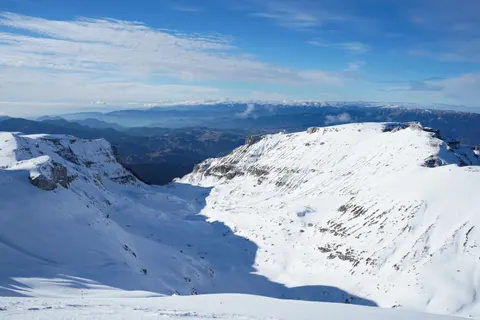 Winter Mountains 4K Wallpaper · winter · 3840×2560
