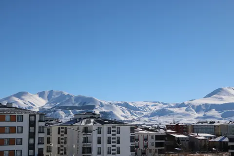 Winter Mountains 4K Wallpaper · winter · 3840×2560