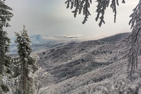 Winter Mountains 4K Wallpaper · winter · 3840×2560