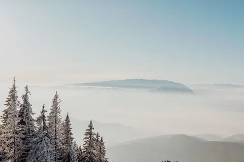 Winter Mountains 4K Wallpaper · winter · 3840×2560
