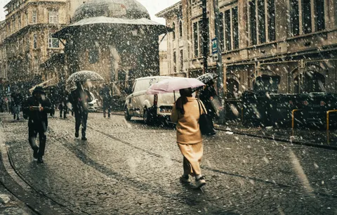 Snowfall 4K Wallpaper · winter · 3840×2448