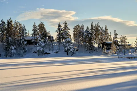 Winter Cabin 4K Wallpaper · winter · 3840×2561