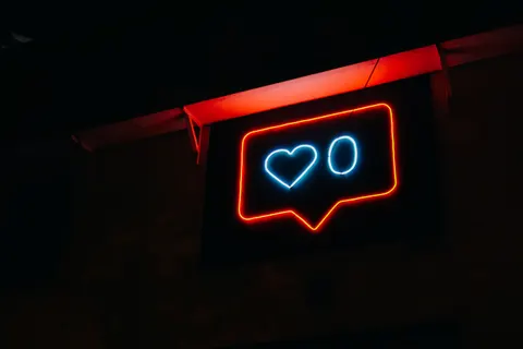 Neon Sign 4K Wallpaper · neon · 3840×2560