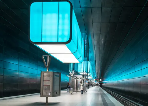Neon Tunnel 4K Wallpaper · neon · 3840×2743