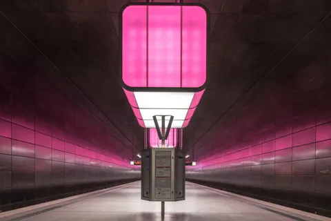 Neon Tunnel 4K Wallpaper · neon · 3840×2560