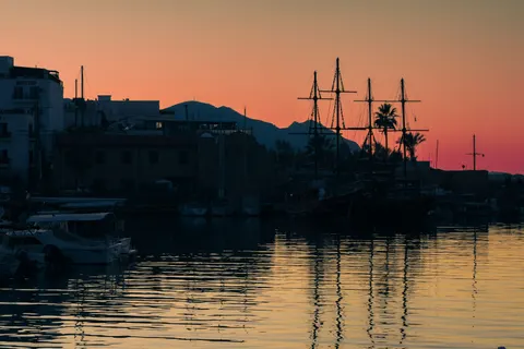 海港 4K桌布 · ocean · 3840×2560