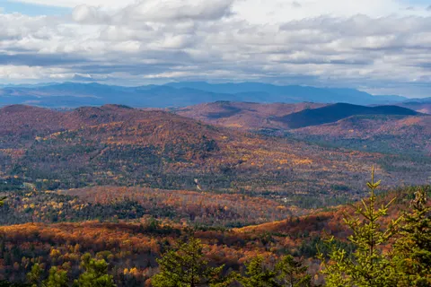 Autumn Mountains 4K Wallpaper · autumn · 3840×2560