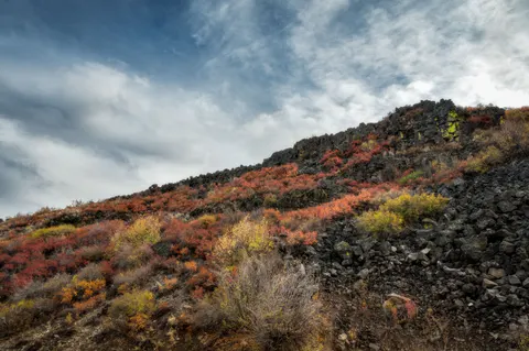 Autumn Mountains 4K Wallpaper · autumn · 3840×2555