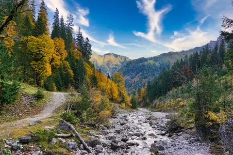 Autumn Mountains 4K Wallpaper · autumn · 3840×2560