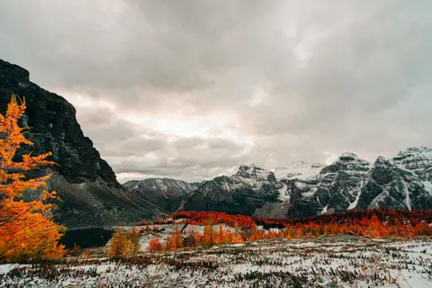 Autumn Mountains 4K Wallpaper · autumn · 3840×2560