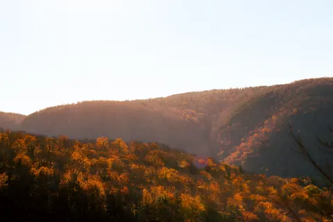 Autumn Mountains 4K Wallpaper · autumn · 3840×2560