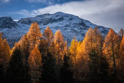 Autumn Mountains 4K Wallpaper · autumn · 3840×2560