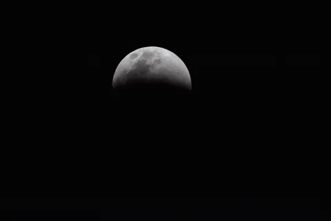 Moon Craters 4K Wallpaper · space · 3840×2560