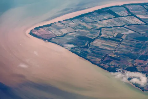 Earth from Space 4K Wallpaper · space · 3840×2560