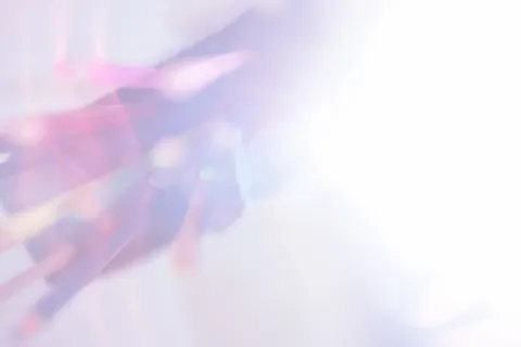 Holographic 4K Wallpaper · abstract · 3840×2560