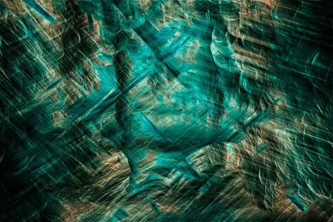 Crystal Glass 4K Wallpaper · abstract · 3840×2560