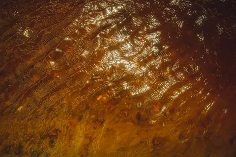 Liquid Gold 4K Wallpaper · abstract · 3840×2560