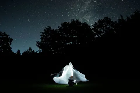 Light Painting 4K Wallpaper · abstract · 3840×2560