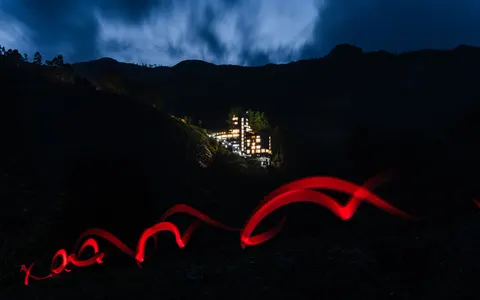 Light Painting 4K Wallpaper · abstract · 3840×2400