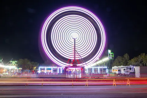 Light Painting 4K Wallpaper · abstract · 3840×2560