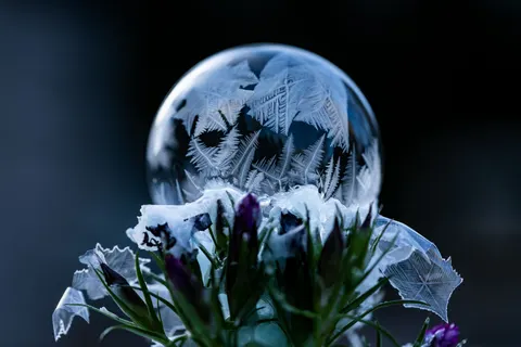 Soap Bubble 4K Wallpaper · abstract · 3840×2560