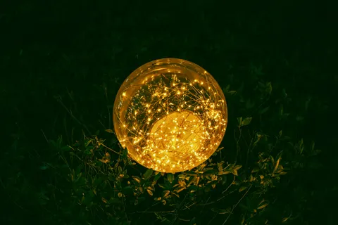 Glowing Particles 4K Wallpaper · abstract · 3840×2560