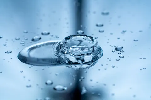 Oil Bubbles 4K Wallpaper · abstract · 3840×2560