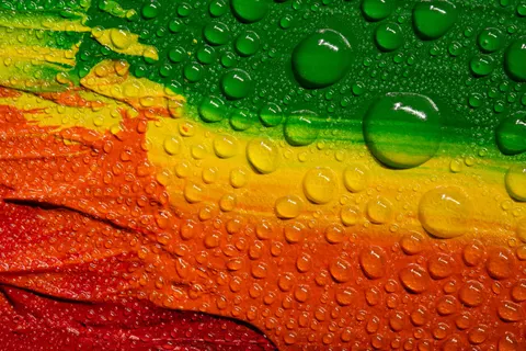 Oil Bubbles 4K Wallpaper · abstract · 3840×2560