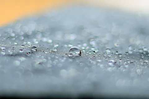 Oil Bubbles 4K Wallpaper · abstract · 3840×2560