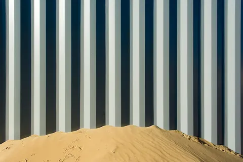 Desert Curves 4K Wallpaper · minimal · 3840×2560