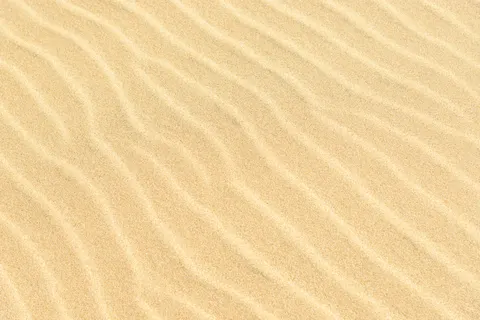 Desert Curves 4K Wallpaper · minimal · 3840×2563