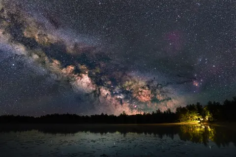 Milky Way over Sea 4K Wallpaper · space · 3840×2560