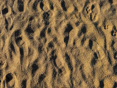Sand Ripples 4K Wallpaper · minimal · 3840×2880