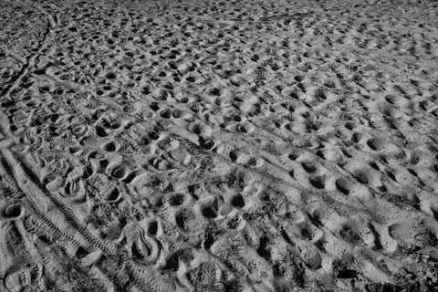 Fond d'écran Ondulations de sable 4K · minimal · 3840×2560