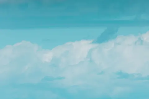 Pastel Sky 4K Wallpaper · minimal · 3840×2560