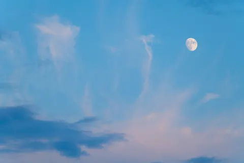 Pastel Sky 4K Wallpaper · minimal · 3840×2560
