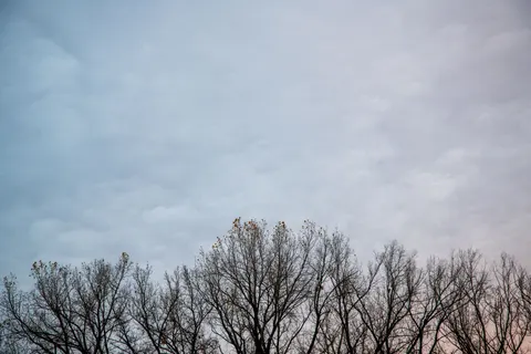 Pastel Sky 4K Wallpaper · minimal · 3840×2560